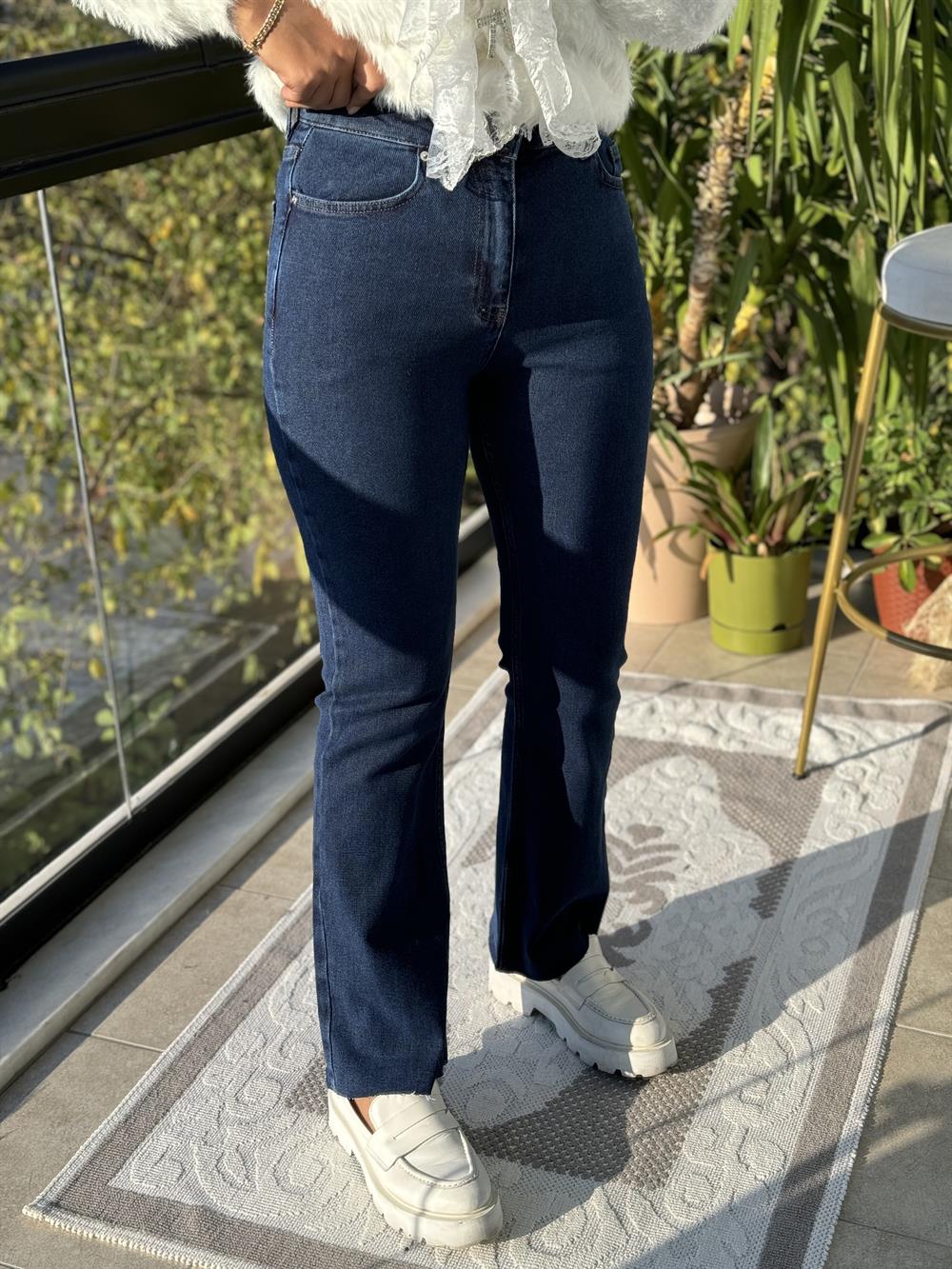 Flare İspanyol Dikişsiz Paça Mom Fit Jean Lacivert