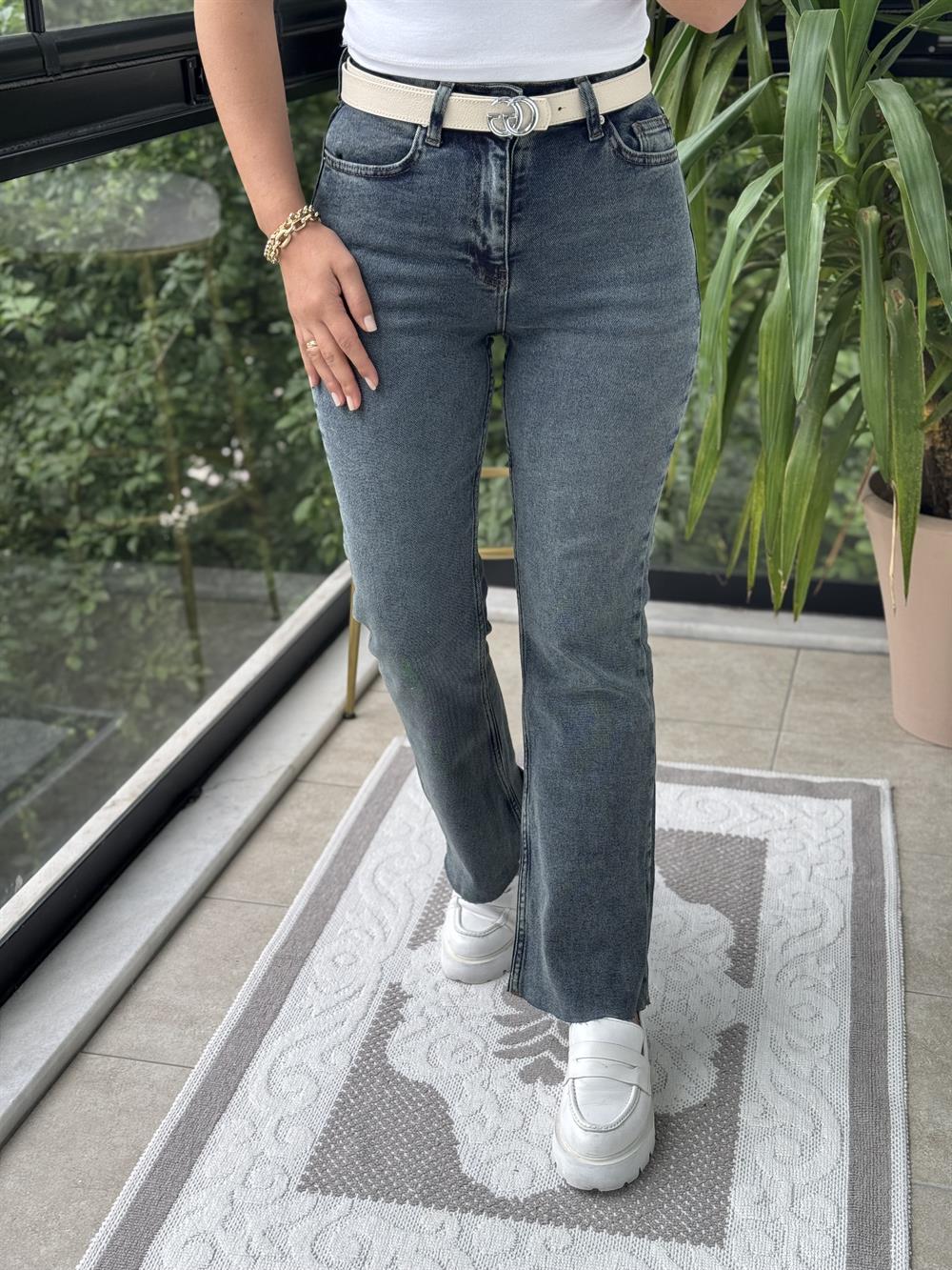 Flare İspanyol Dikişsiz Paça Mom Fit Jean Yeşil Yıkama