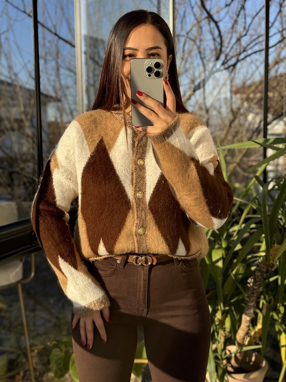 Geniş Baklava Desen Hırka Camel