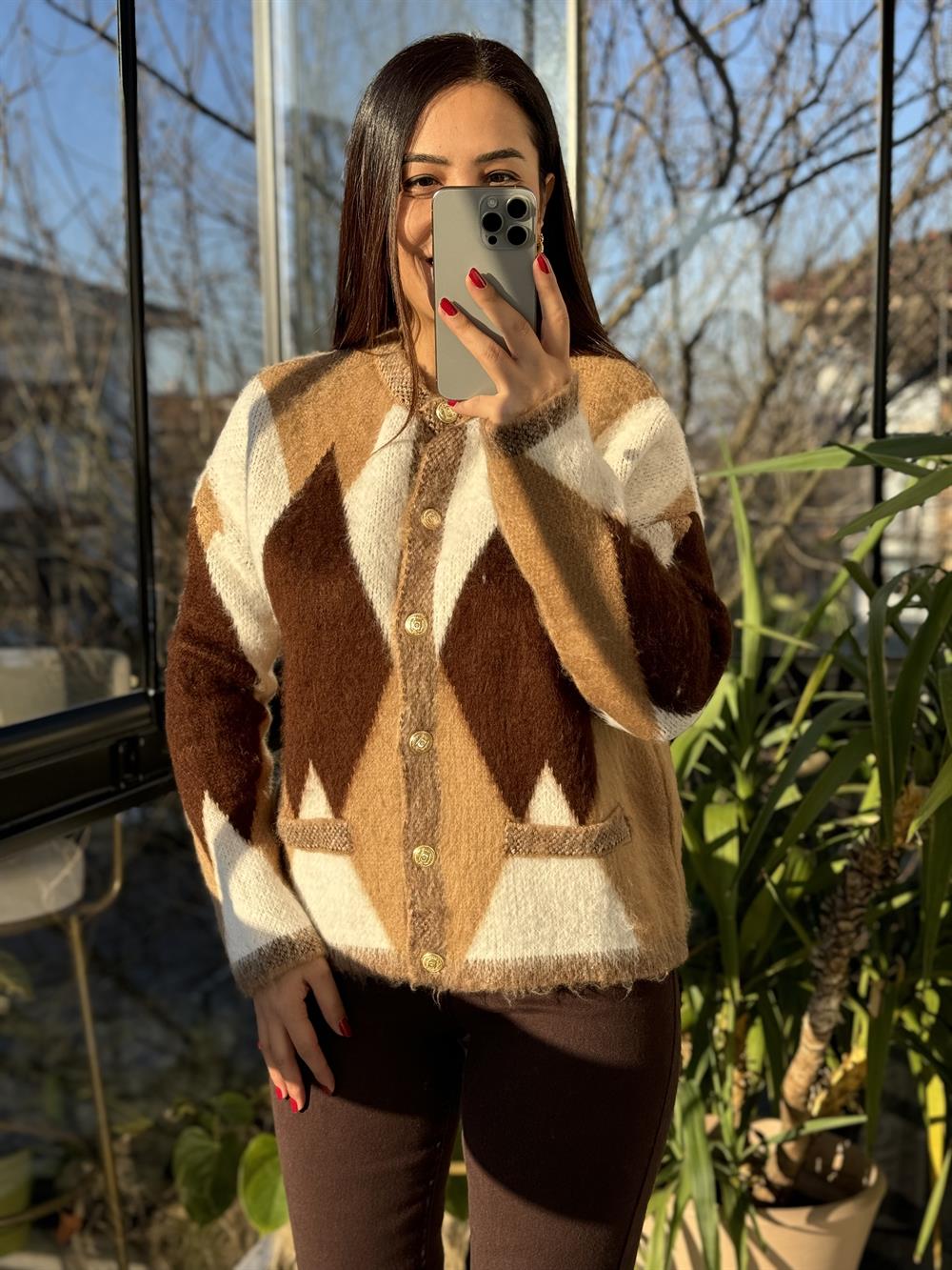 Geniş Baklava Desen Hırka Camel