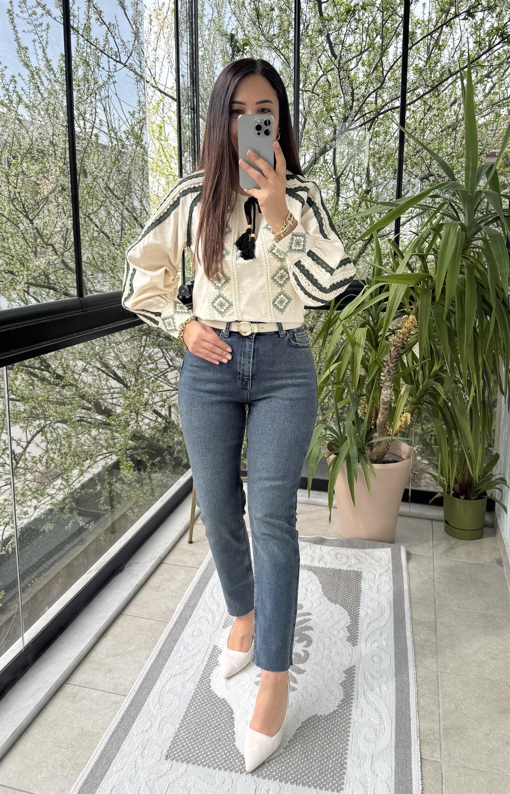 Geometrik Desen İşlemeli Bluz Yeşil