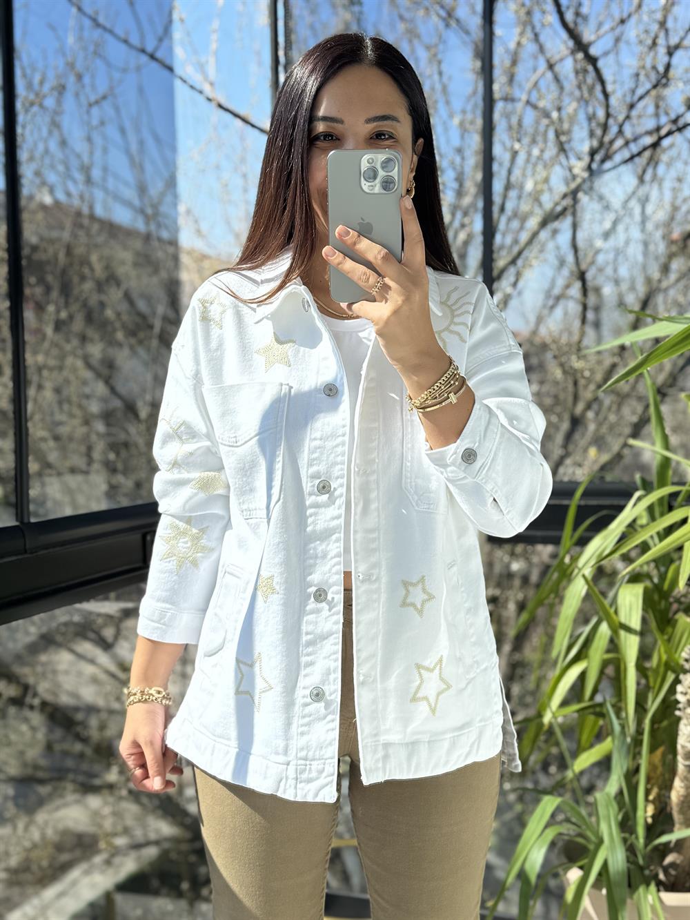 Gökyüzü Nakışlı Kot Ceket Yağmurluk Beyaz