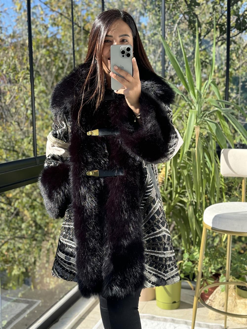 Gold Düğme Detaylı Kürk Kaban Siyah