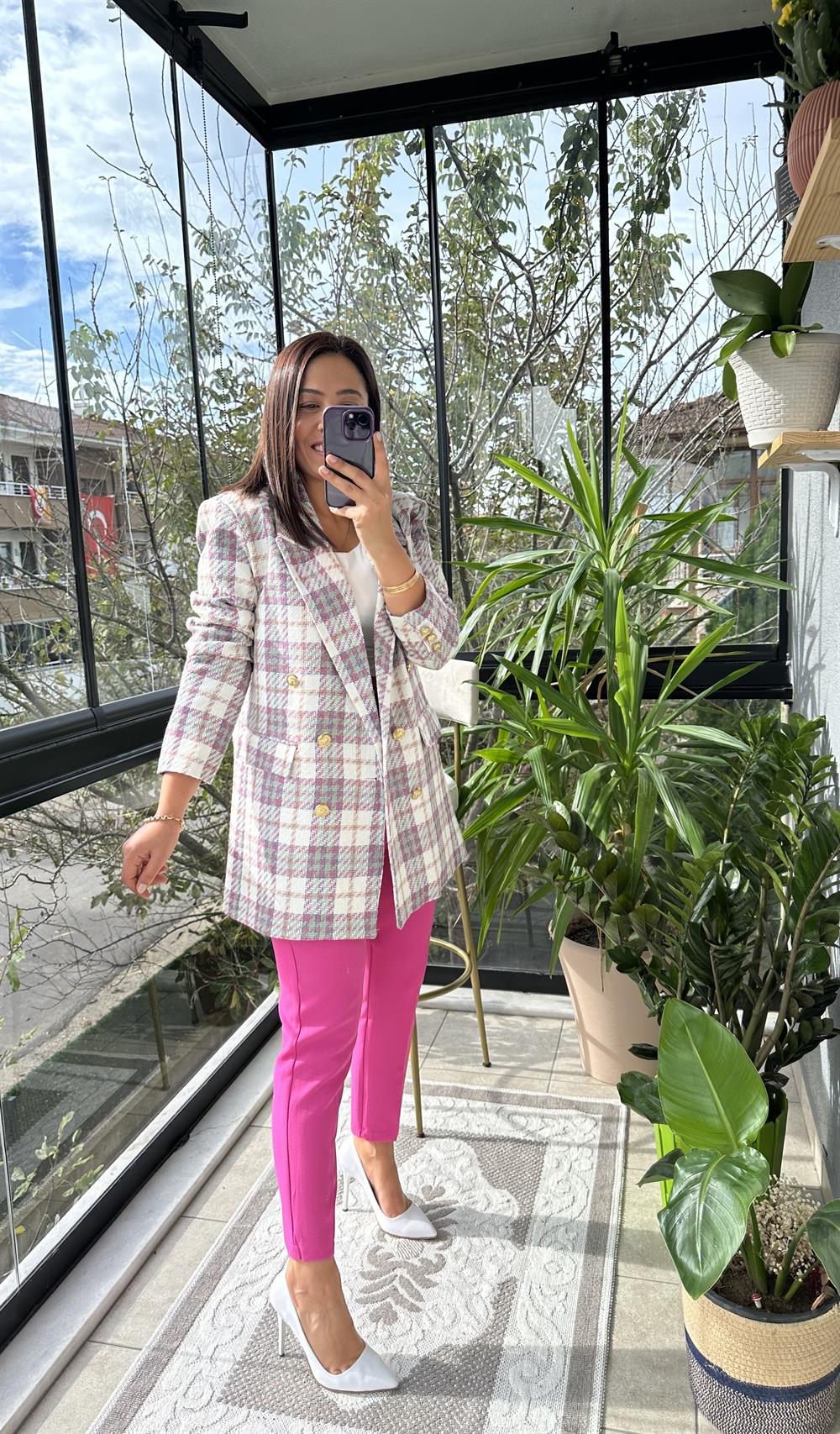 Gold Düğme Renk Geçişli Tüvit Blazer Ceket Beyaz