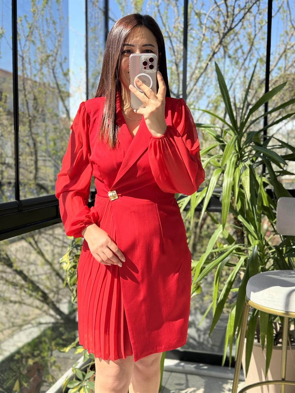 Gold Tokalı Elbise Kırmızı