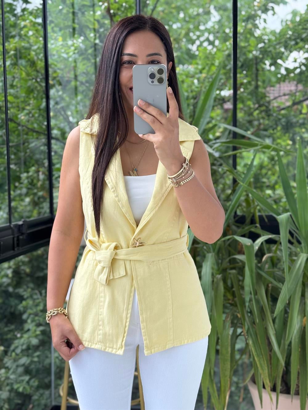 Güneş Düğmeli Gabardin Yelek Sarı