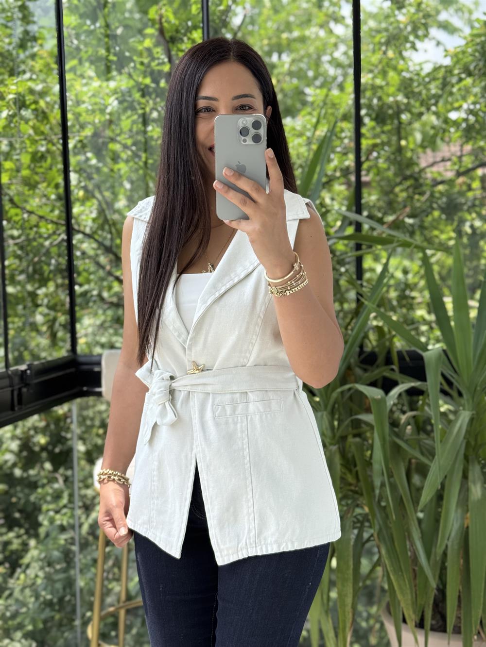 Güneş Düğmeli Gabardin Yelek Taş