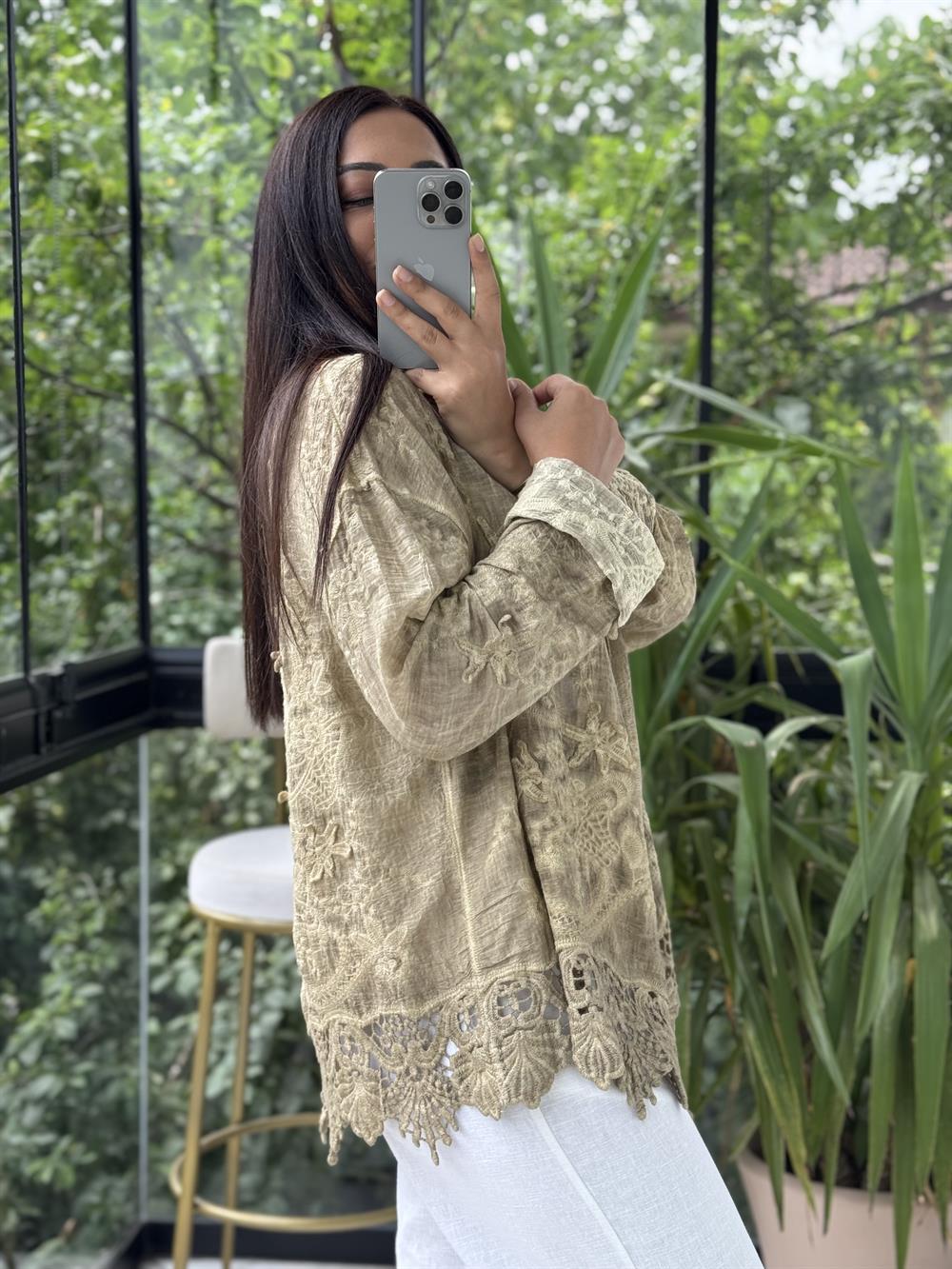 Güpür Detaylı Etnik Gömlek Vizon