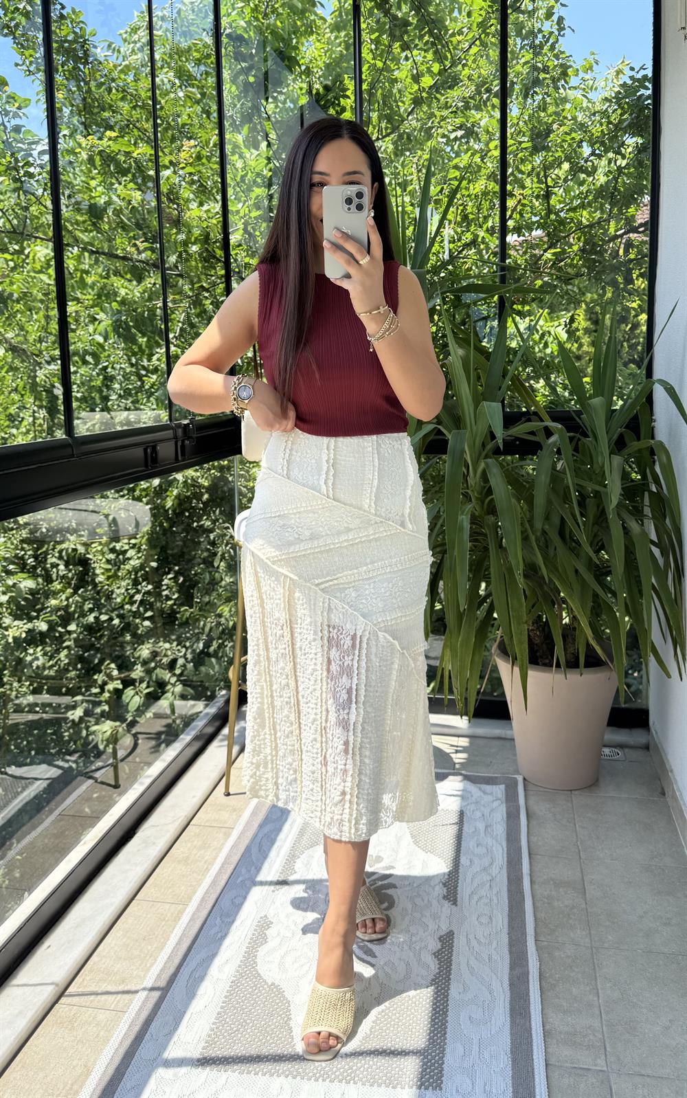 Güpürlü Natural Etek