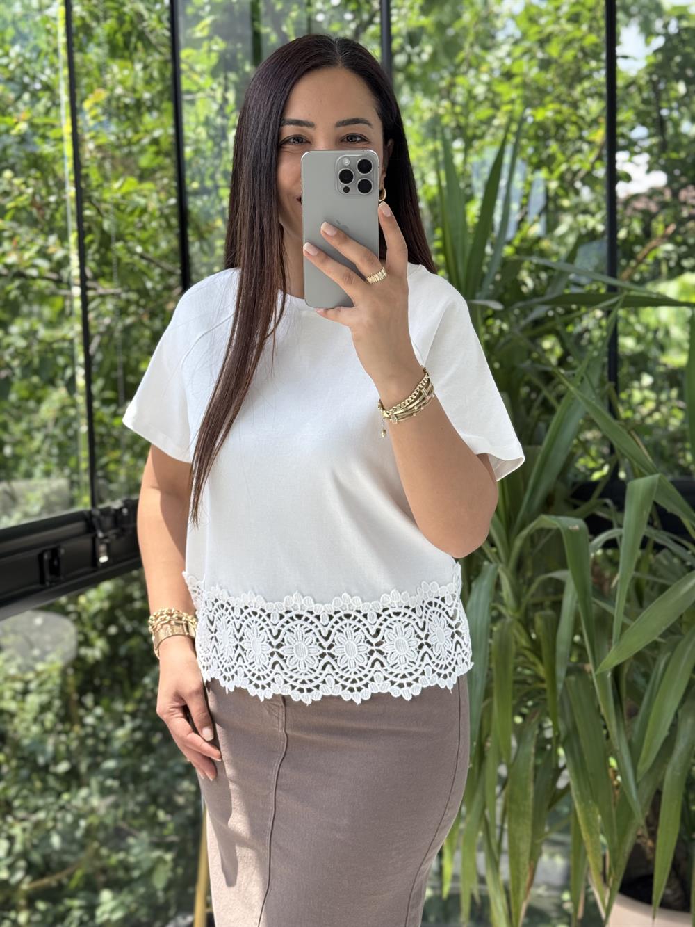 Altı Güpürlü Pamuklu Tişört Beyaz