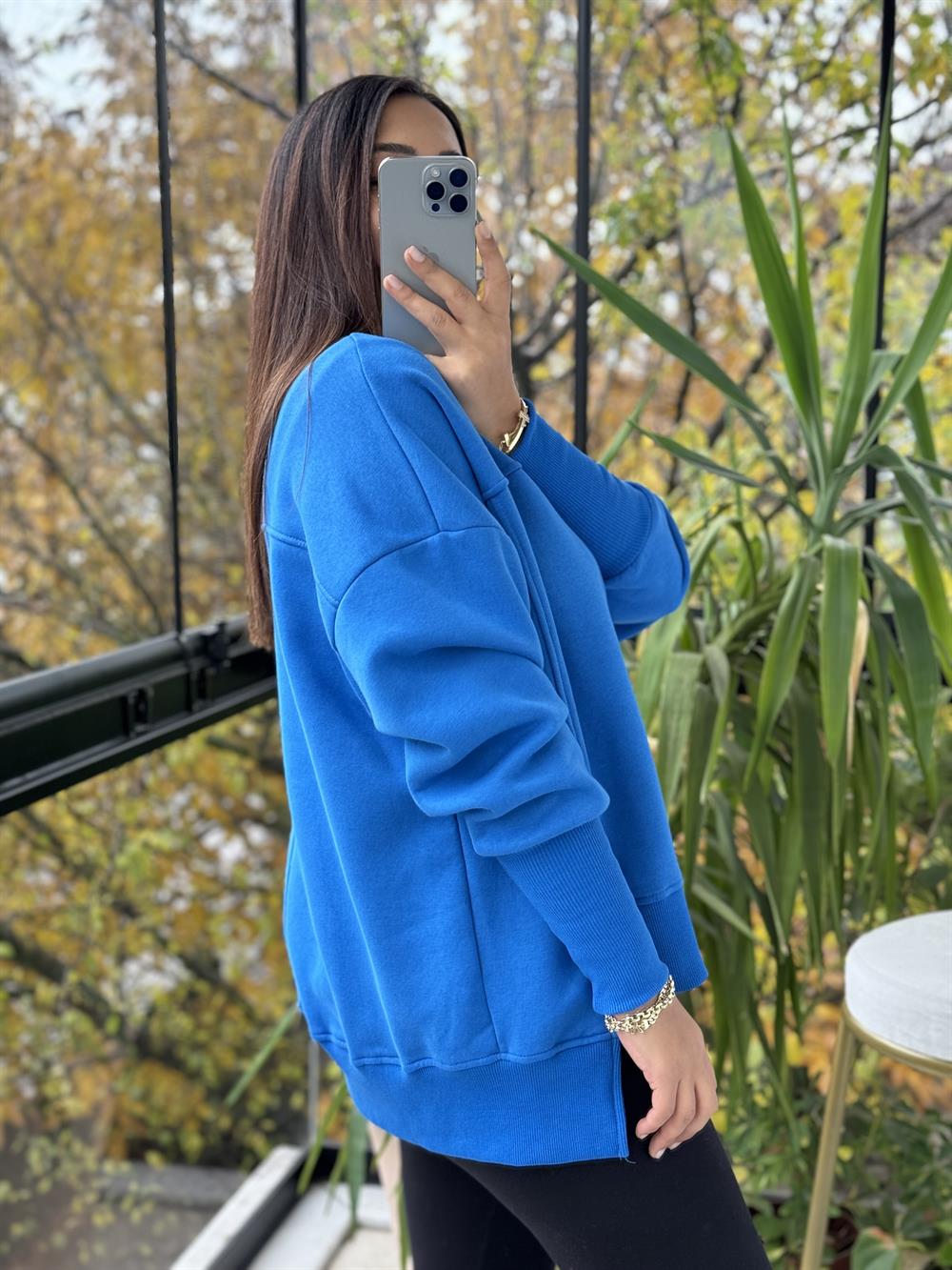 İki Önü Yırtmaçlı Sweatshirt Mavi