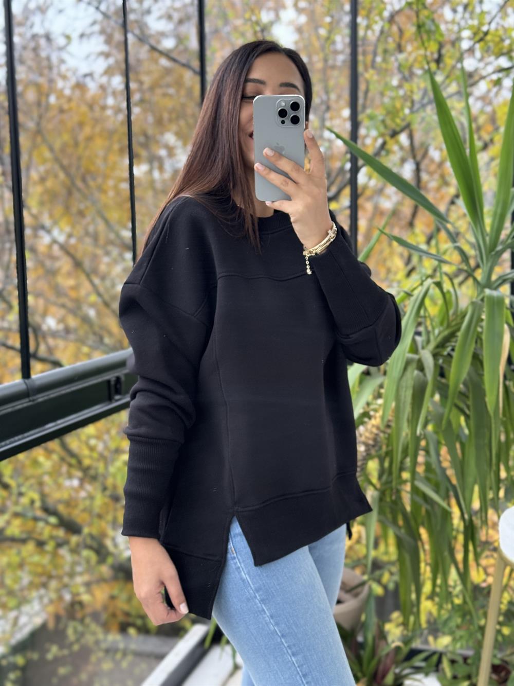 İki Önü Yırtmaçlı Sweatshirt Siyah