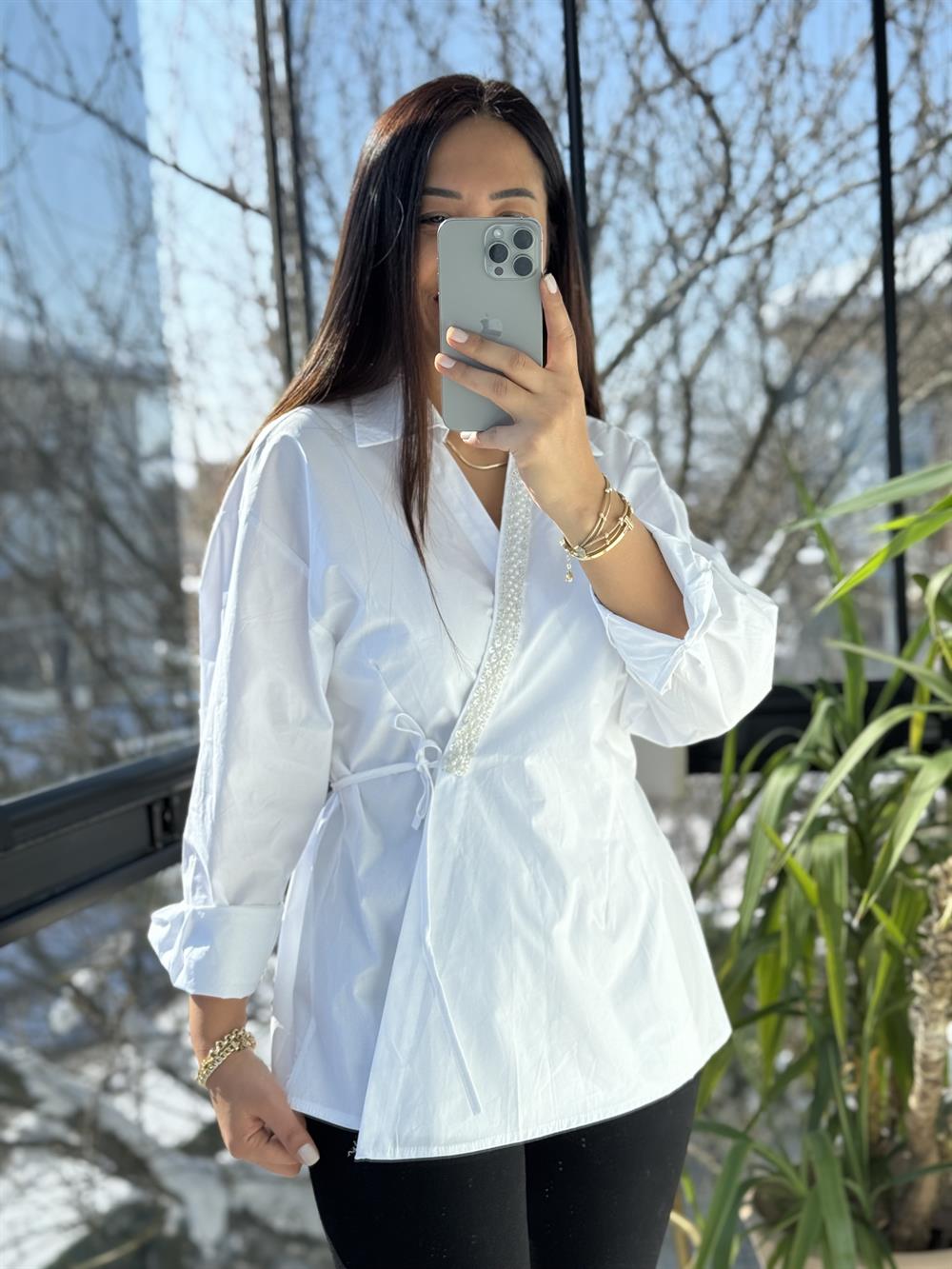 İnci Şeritli Taşlı Gömlek Beyaz