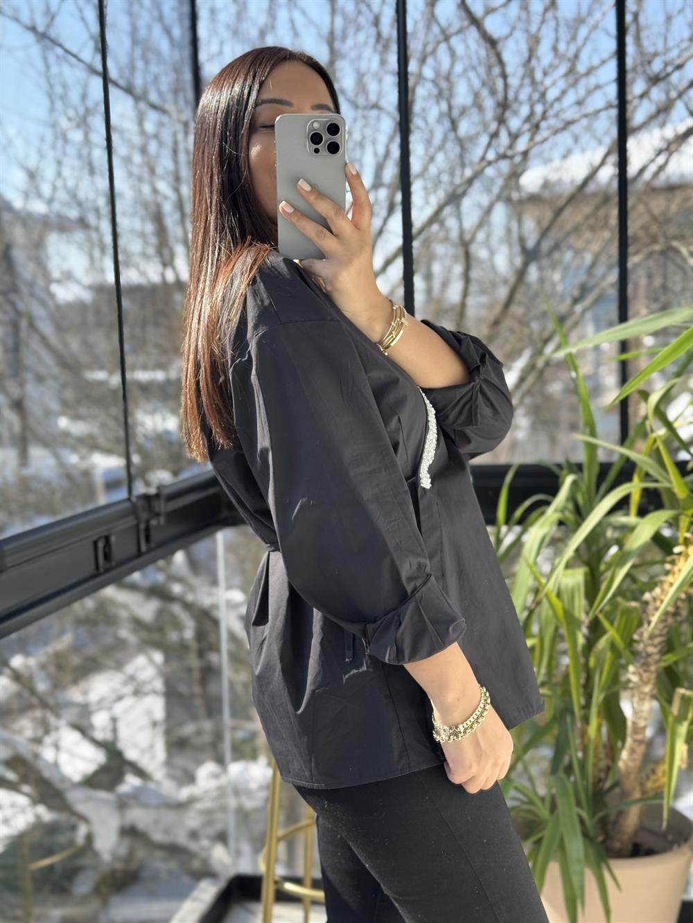 İnci Şeritli Taşlı Gömlek Siyah