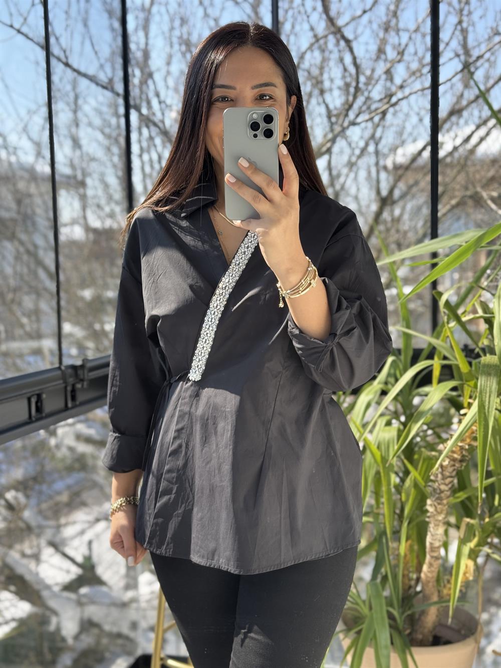 İnci Şeritli Taşlı Gömlek Siyah