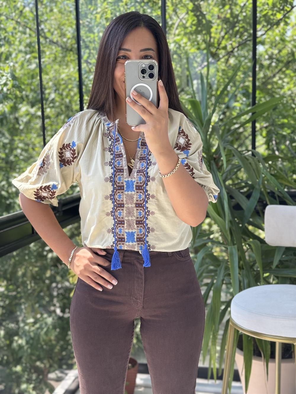 İşlemeli Nakışlı Gömlek Mavi Püsküllü