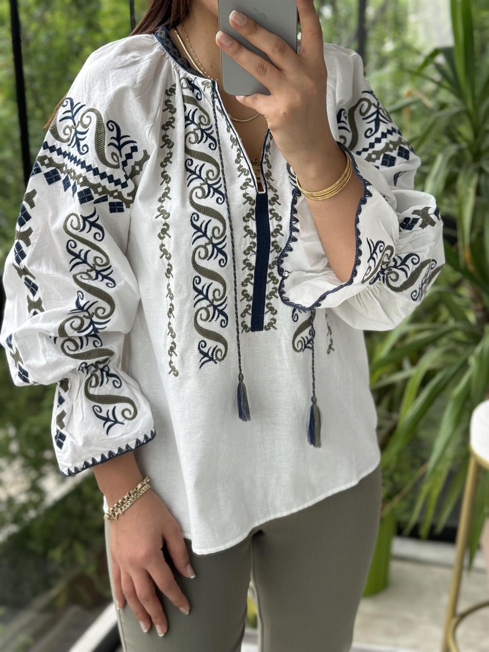 İşlemeli Nakışlı Gömlek Yeşil