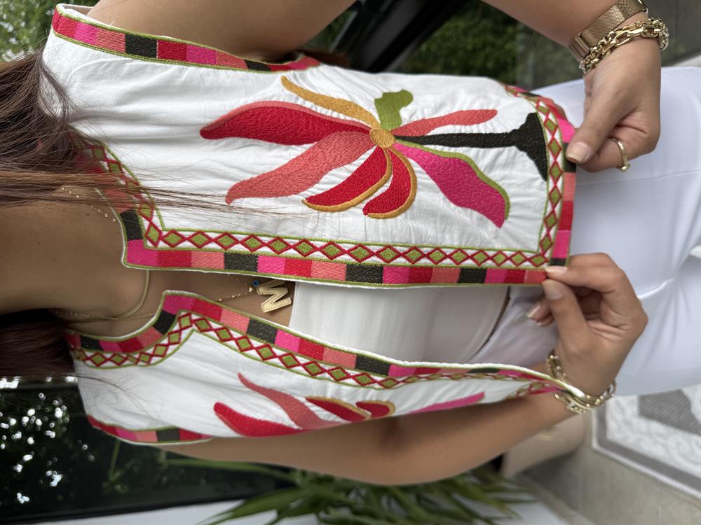 İşlemeli Nakışlı Yelek Pembe