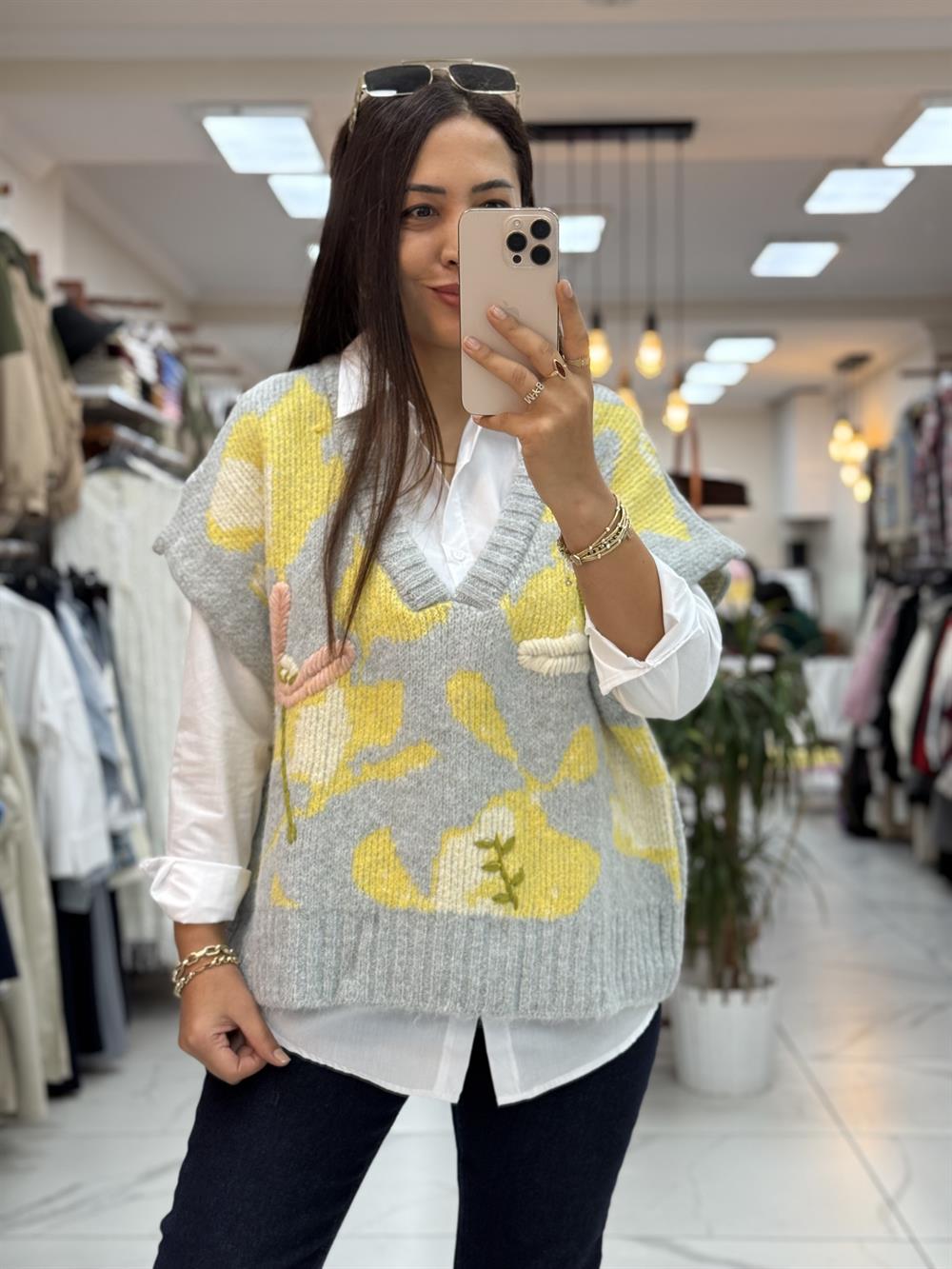 İşlemeli Tasarım Süveter Gri