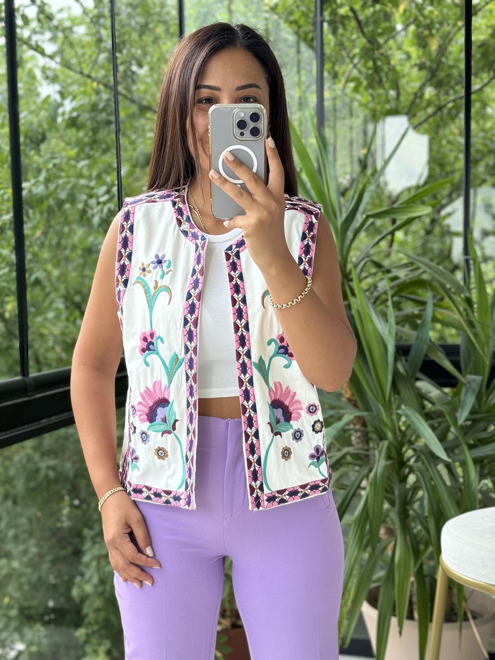 İşlemeli Yelek Pembe