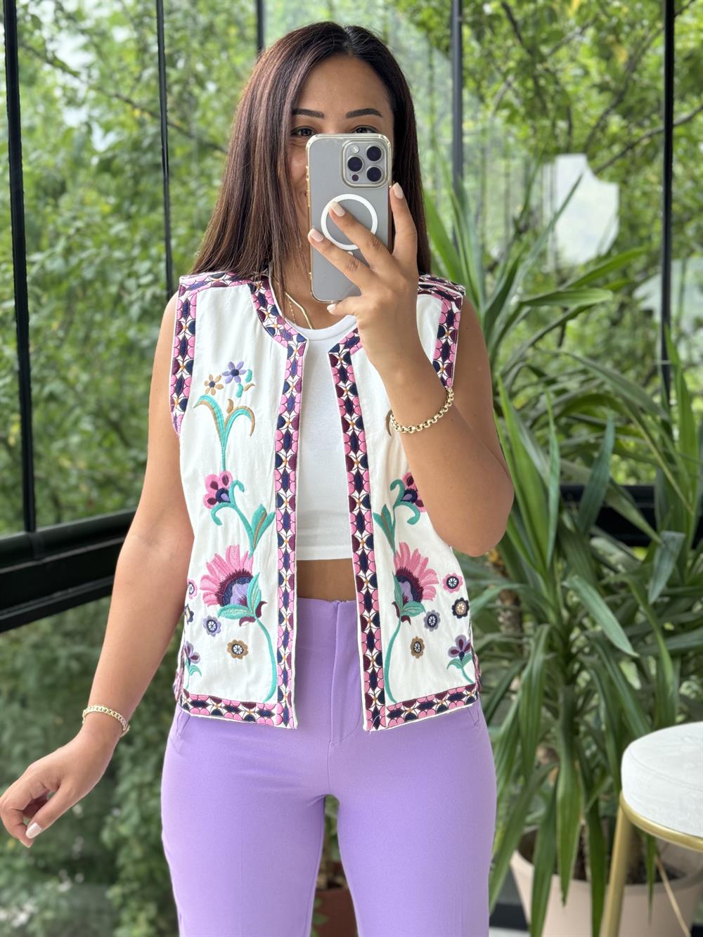 İşlemeli Yelek Pembe