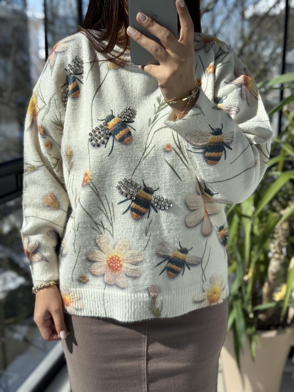 İthal Arı Baskılı Kazak Bej