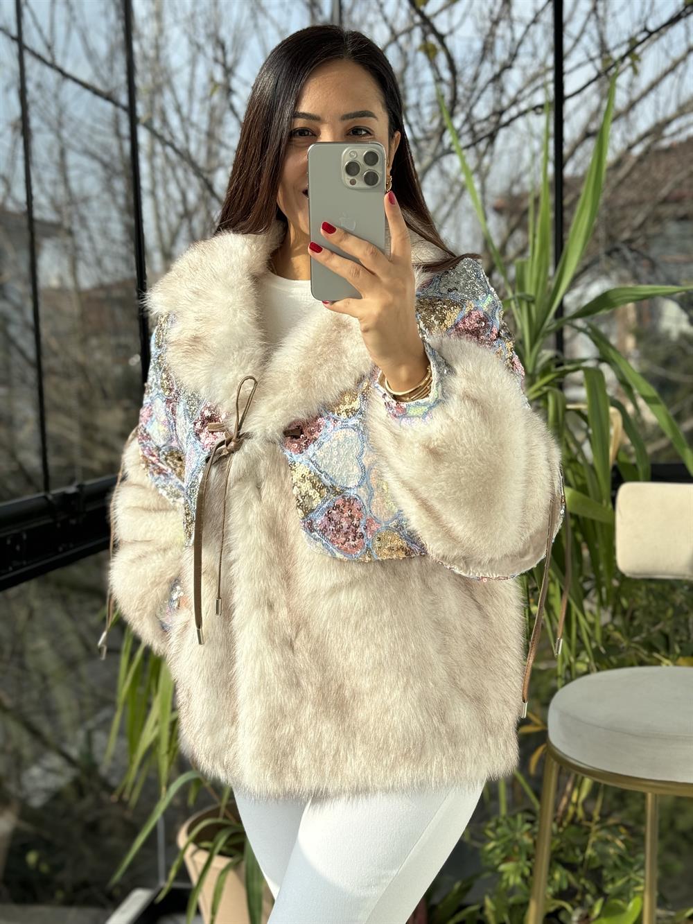 İthal Bağlamalı Payetli Kürk Ekru