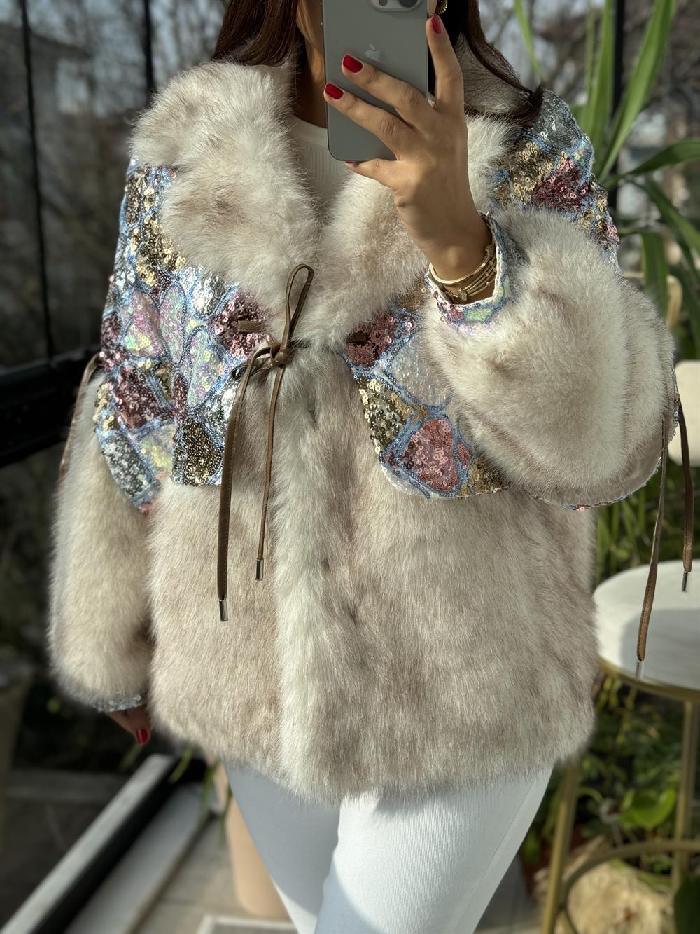 İthal Bağlamalı Payetli Kürk Ekru