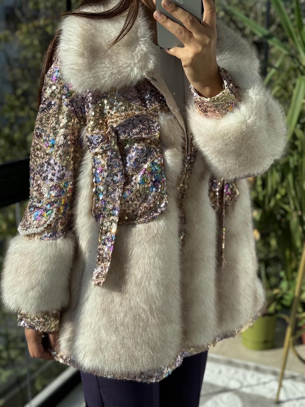 İthal Cep Detaylı Kürk Renkli