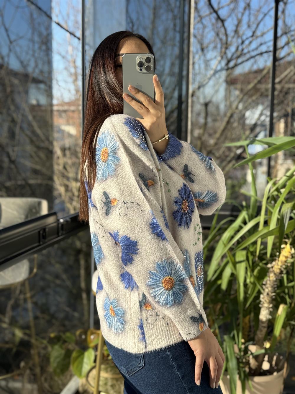 İthal Çiçek Baskılı Kazak Bej