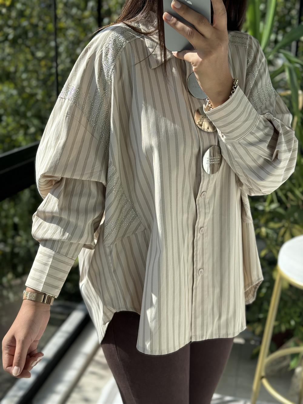 İthal Çizgili Broşlu Gömlek Bej
