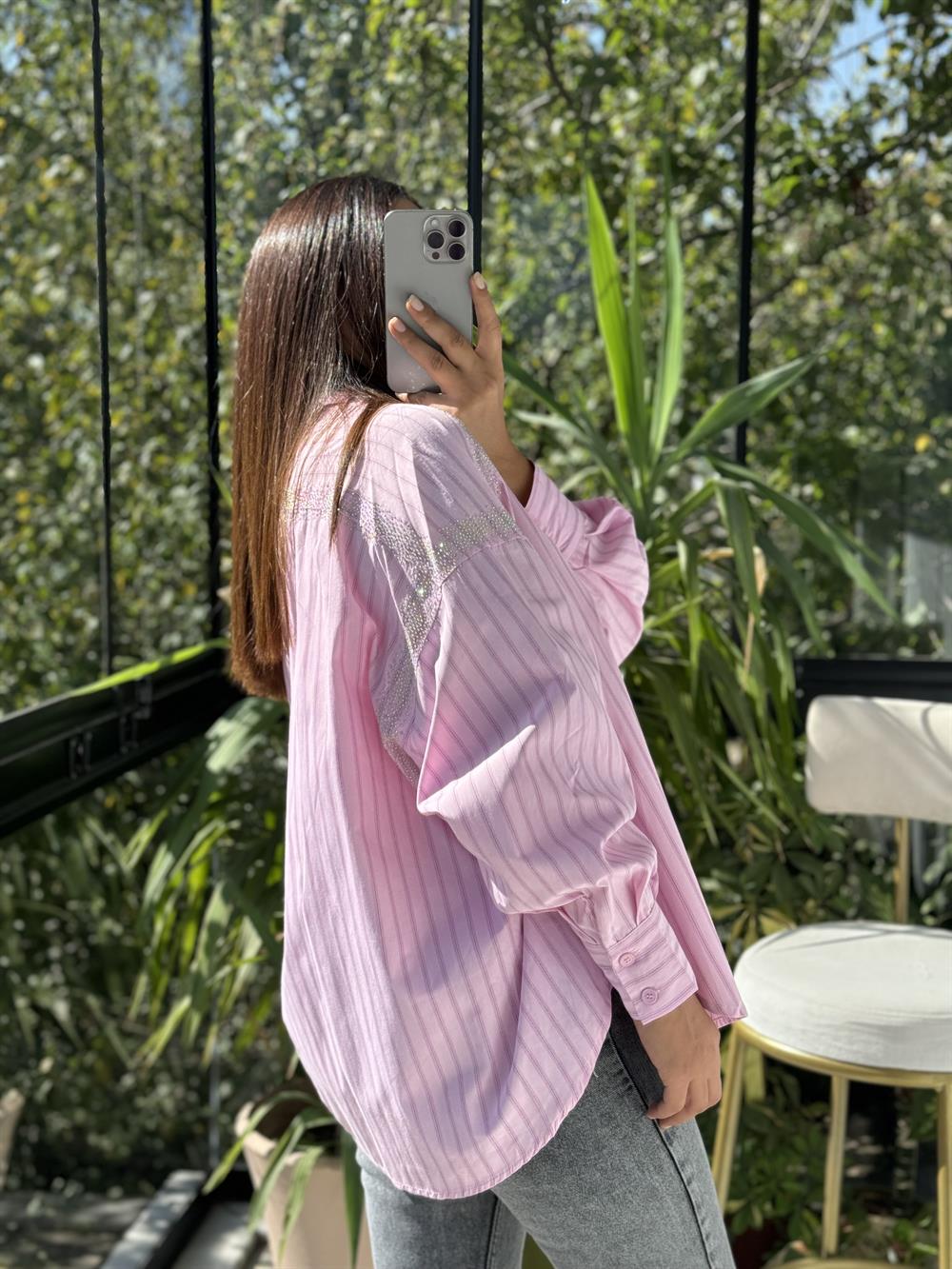 İthal Çizgili Broşlu Gömlek Pembe