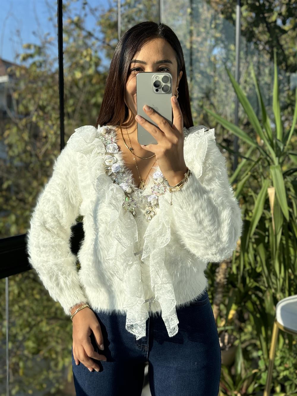 İthal Güllü İncili Hırka Beyaz