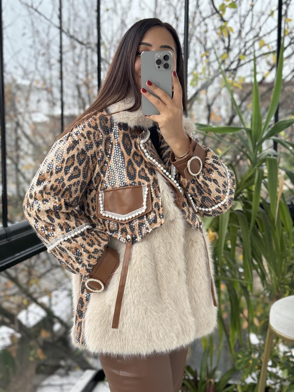 İthal İncili Payetli Deri Detaylı Kürk Leopar
