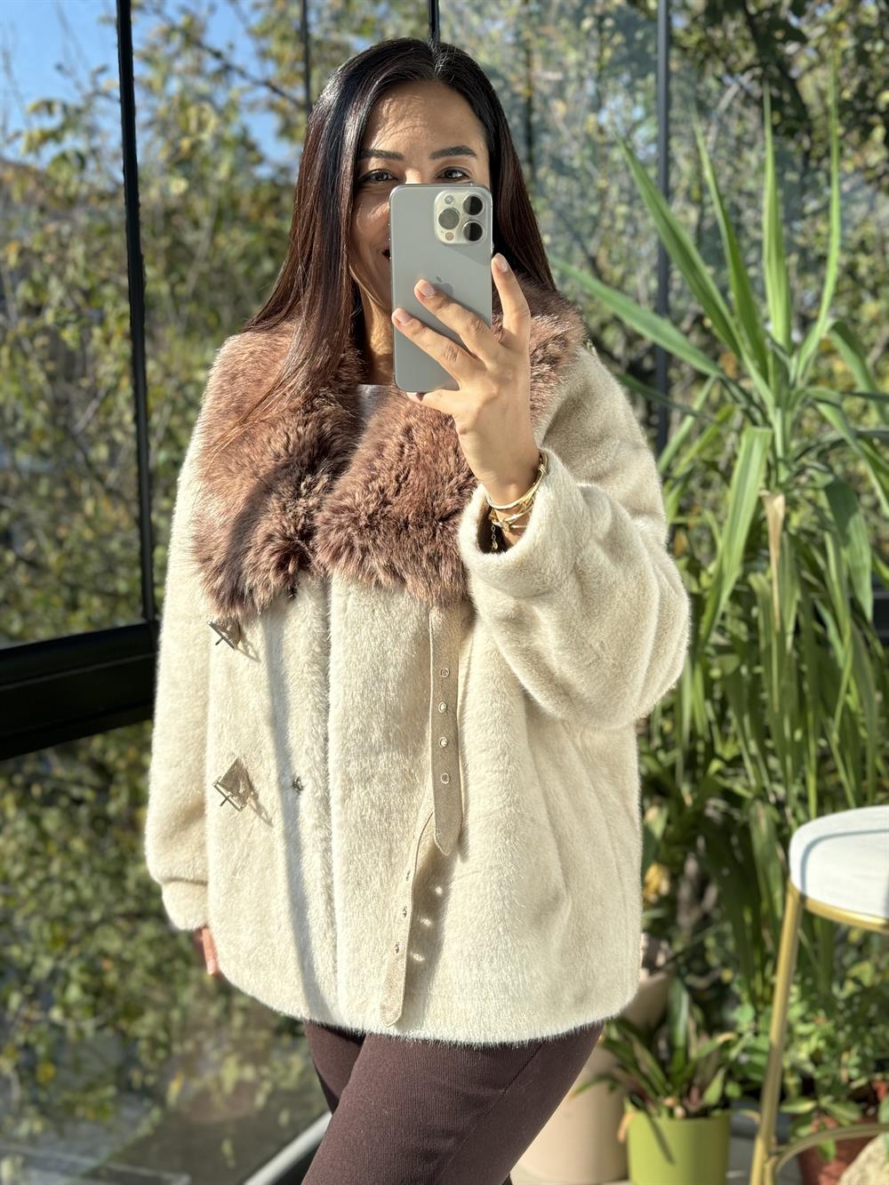 İthal Kemer Detaylı Kürk Ceket Krem