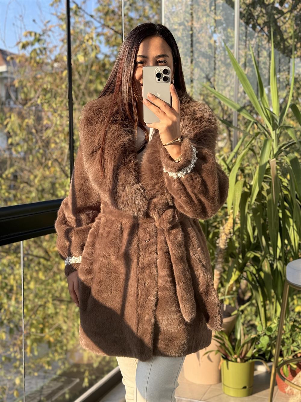 İthal Kolu İncili Kürk Kahve