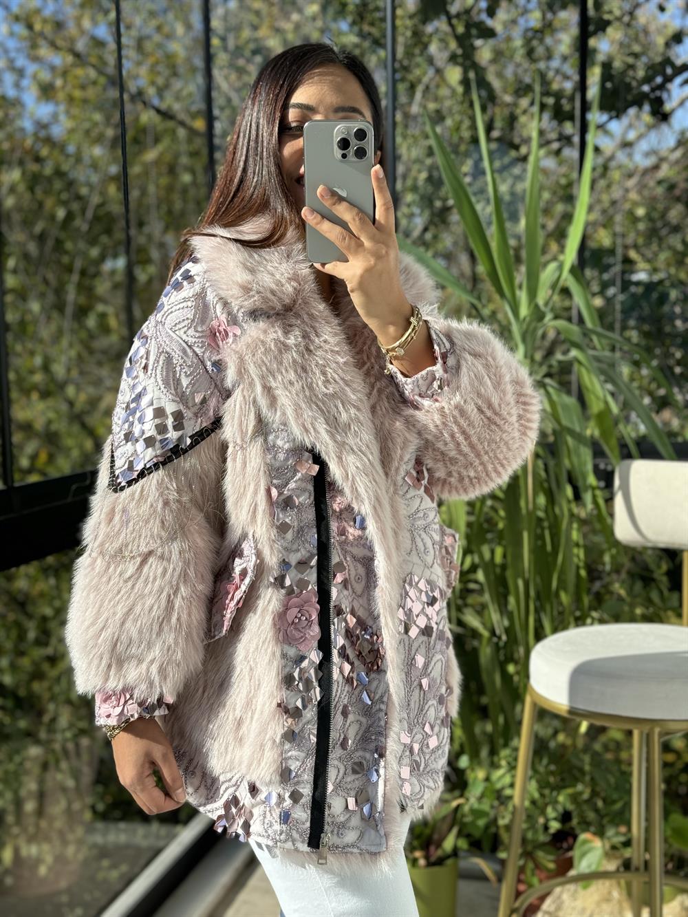 İthal Kürk Gül Detaylı Mont Pembe