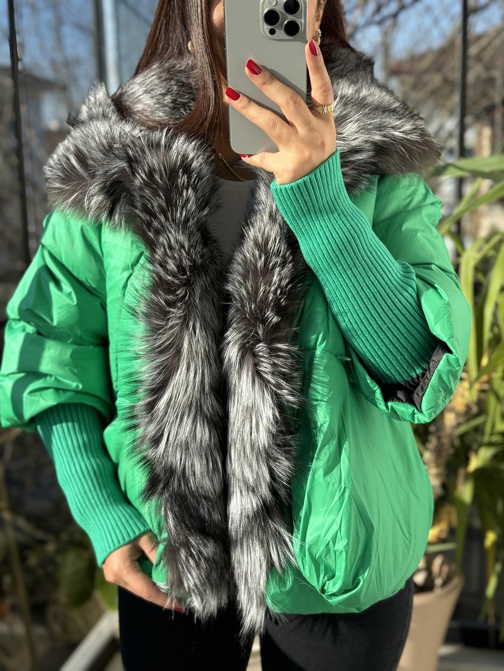 İthal Kürklü Kol Detaylı Şişme Mont Yeşil