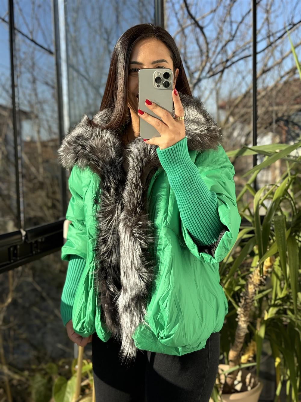 İthal Kürklü Kol Detaylı Şişme Mont Yeşil