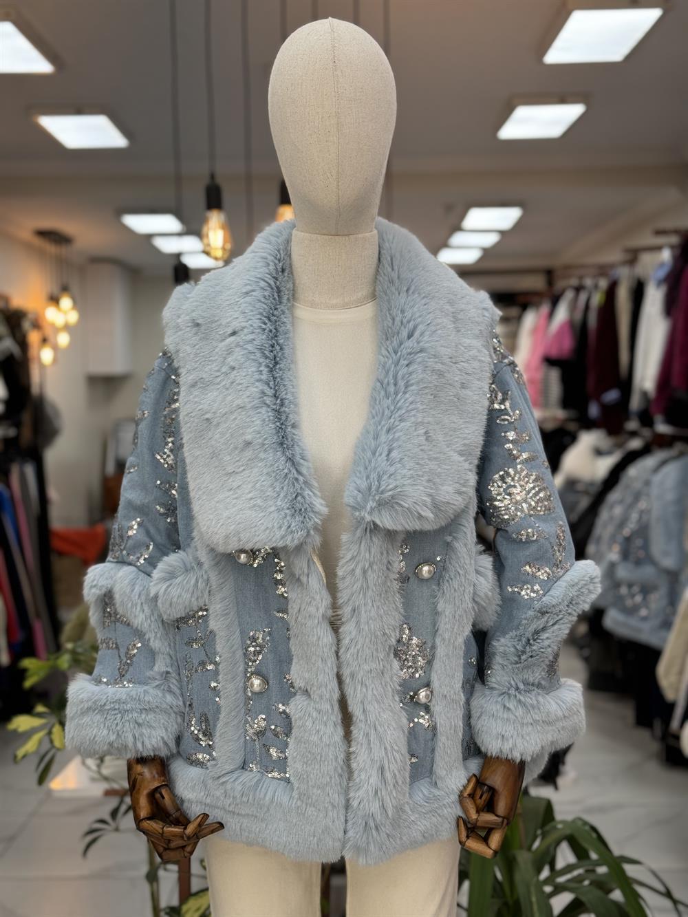 İthal Kürklü Payet Detaylı Mont Mavi