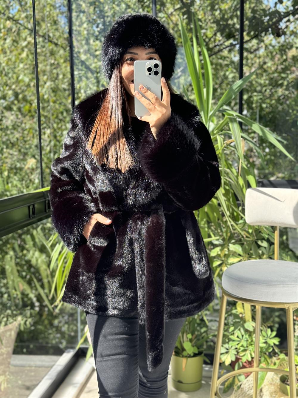 İthal Kuşaklı Kürk Siyah