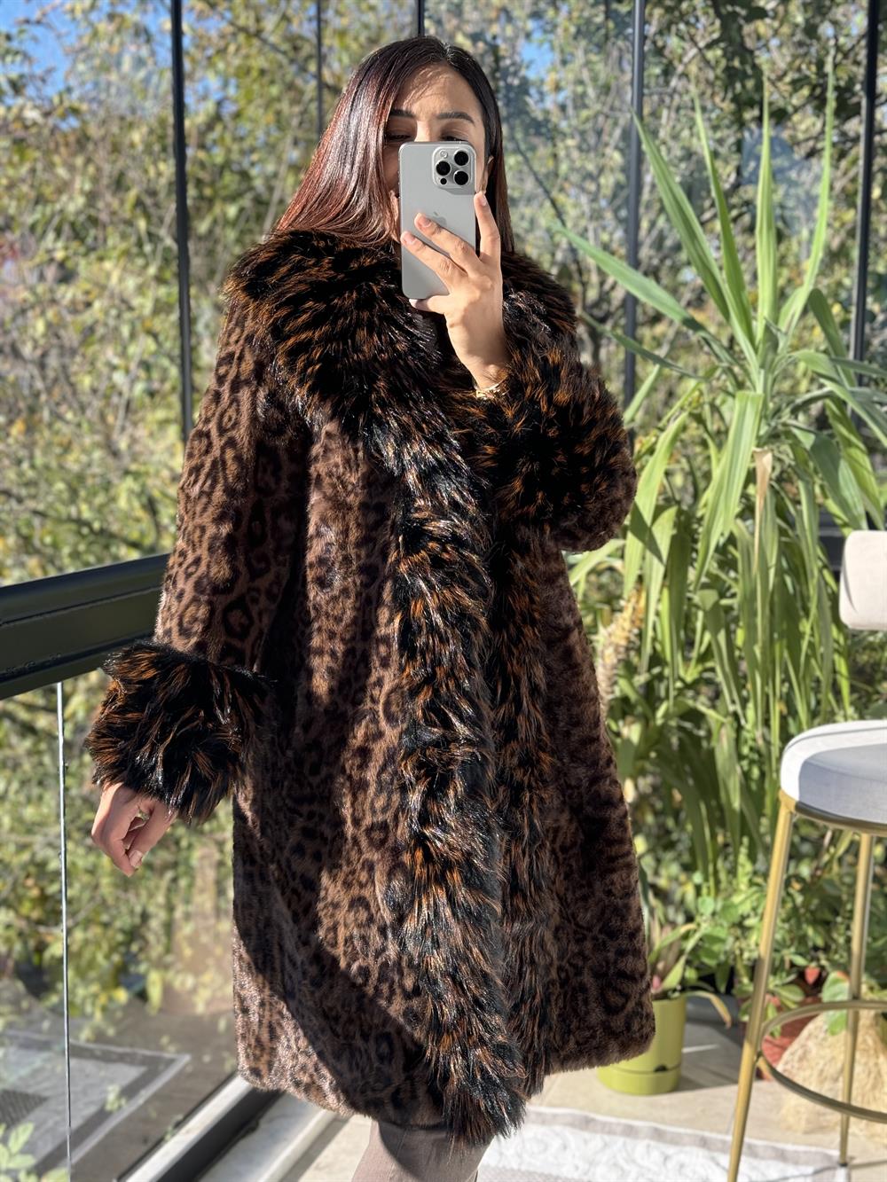 İthal Leoparlı Kürk Kaban 