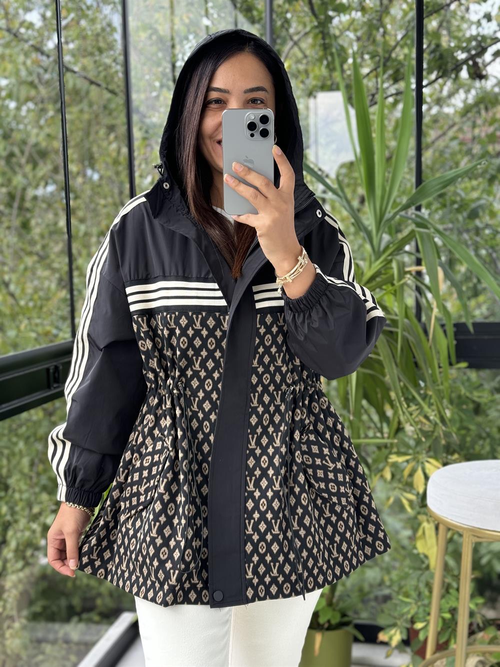 İthal LV Şeritli Yağmurluk Siyah