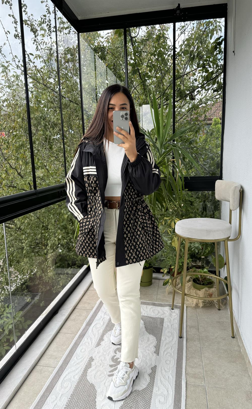 İthal LV Şeritli Yağmurluk Siyah