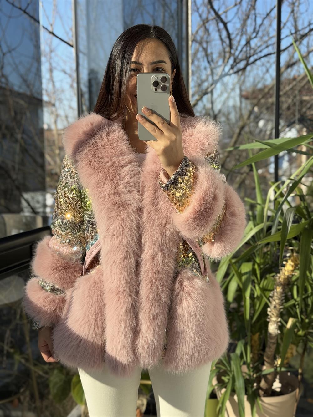 İthal Payetli Kemerli Kürk Pembe