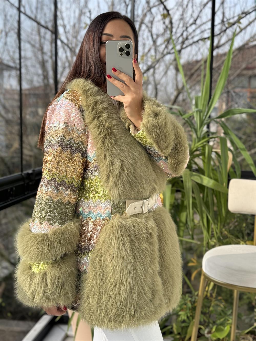 İthal Payetli Kemerli Kürk Yeşil