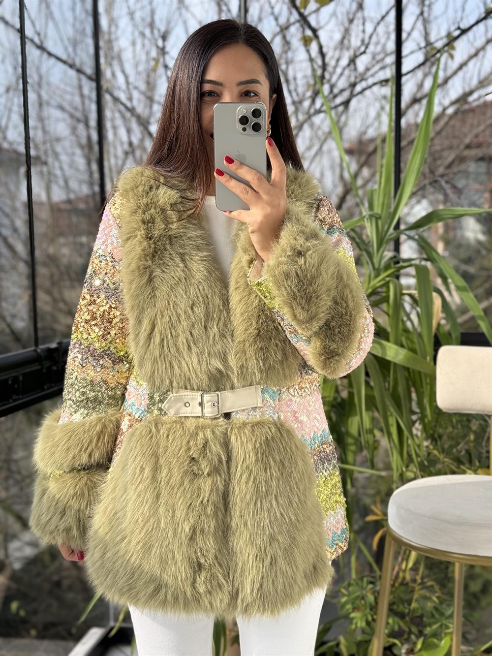 İthal Payetli Kemerli Kürk Yeşil