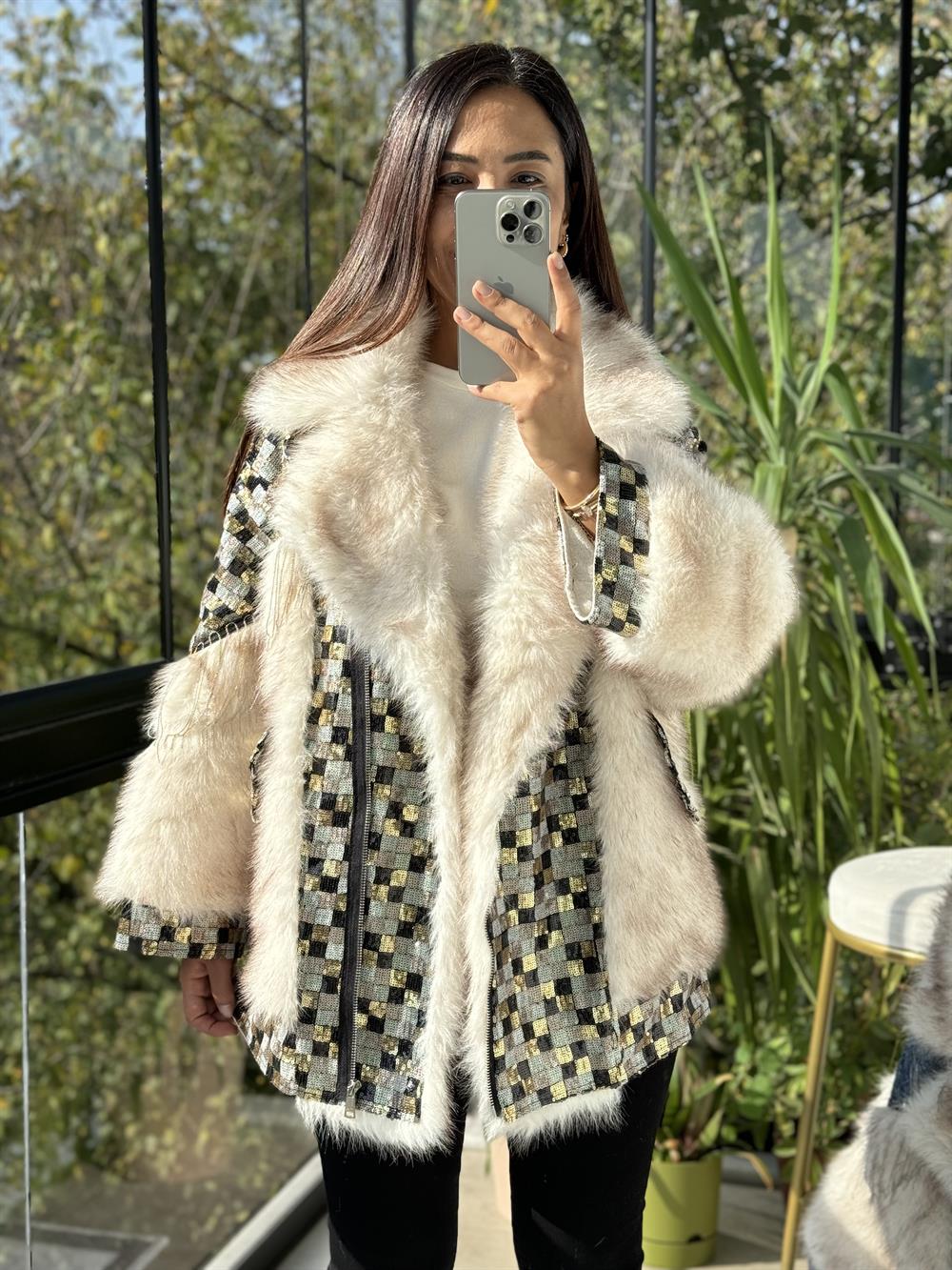 İthal Pul Detaylı Kürk Renkli