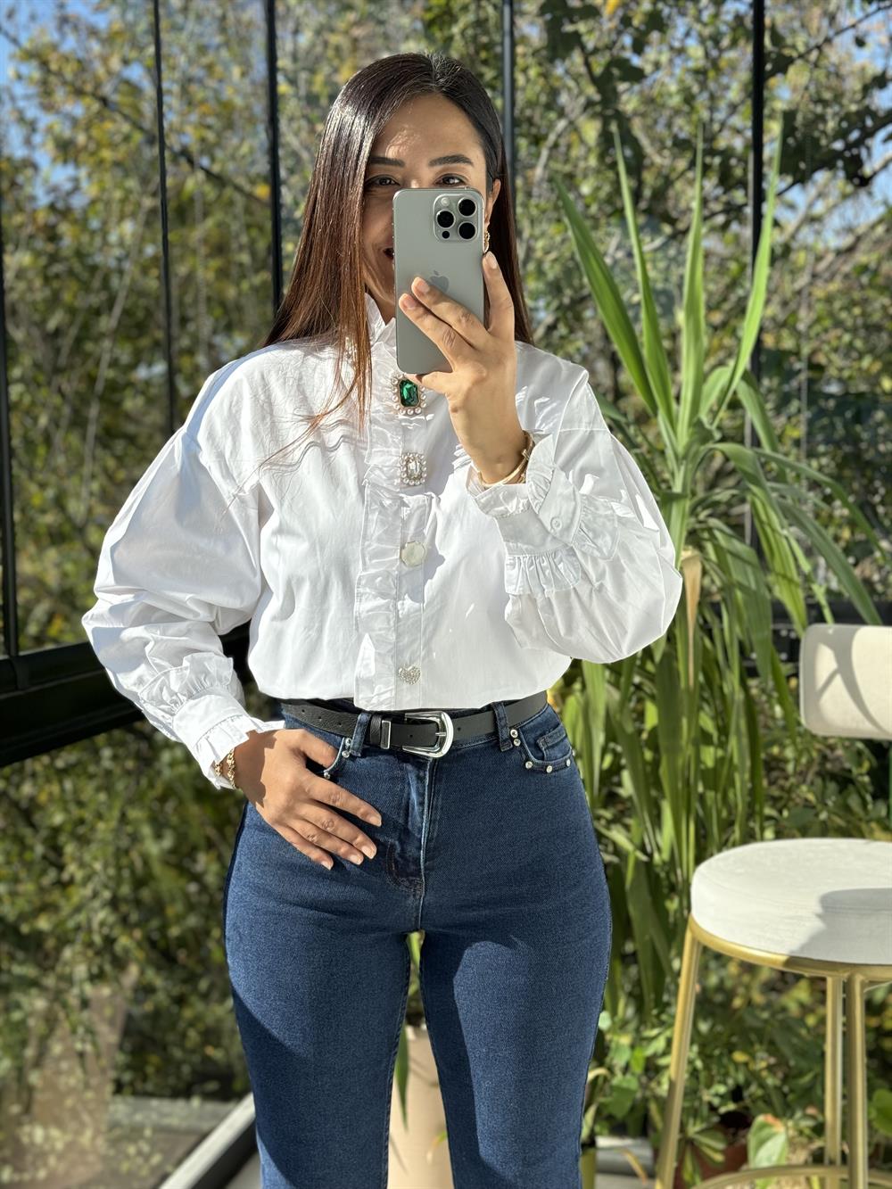 İthal Taş Detaylı Broşlu Gömlek Beyaz