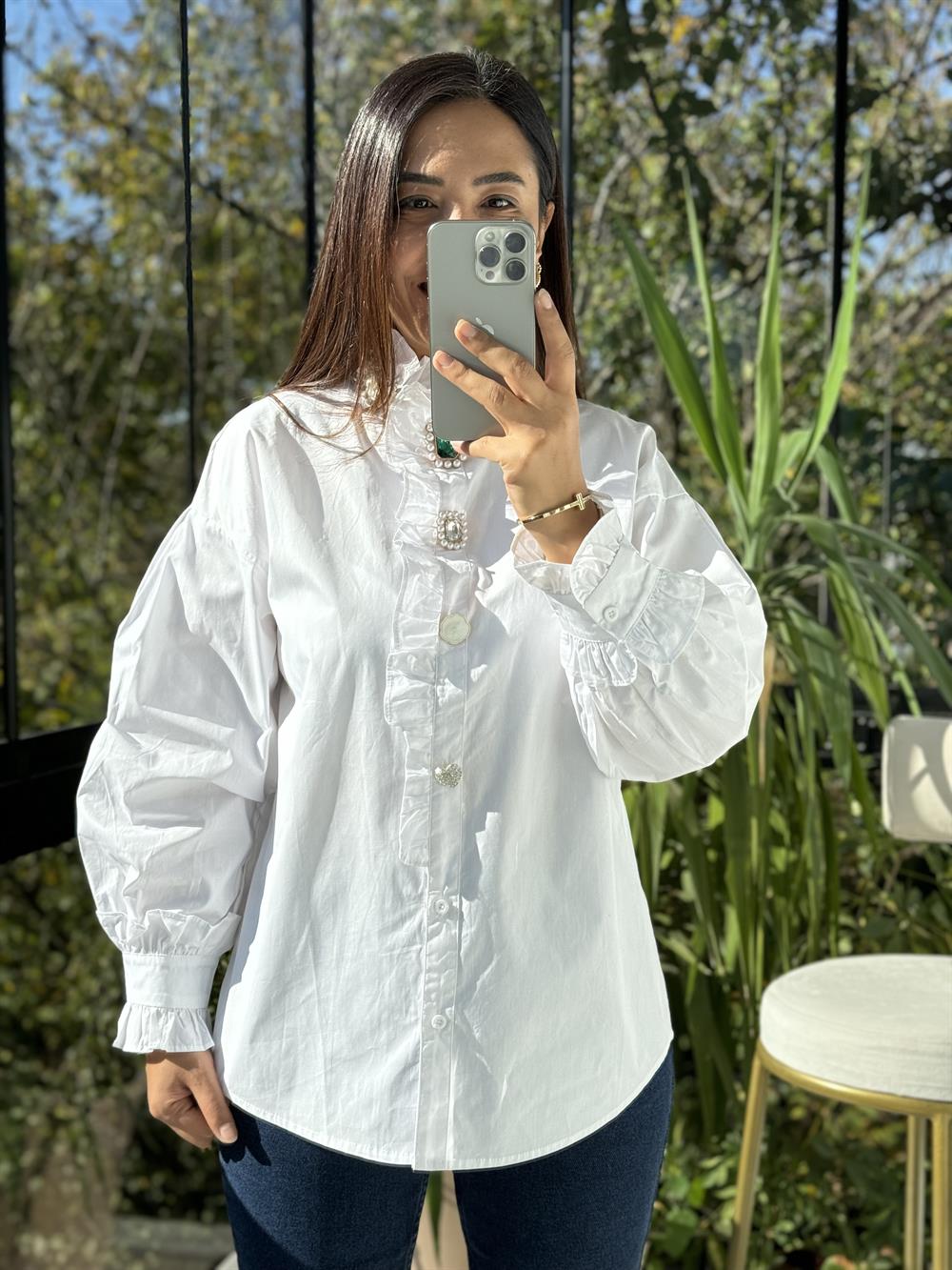 İthal Taş Detaylı Broşlu Gömlek Beyaz